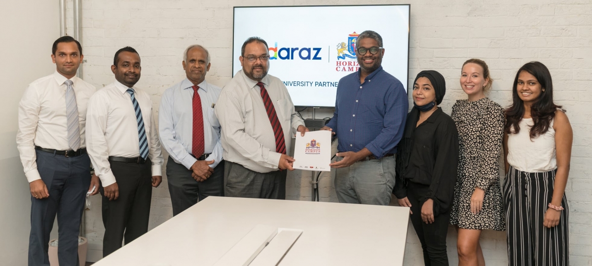 Horizon Campus signs MOU with Daraz.lk