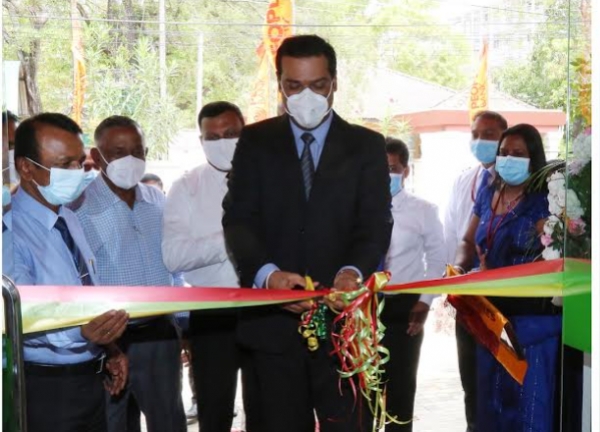 People’s Bank refurbishes Polonnaruwa Regional Head Office and Dehiattakandiya Branch